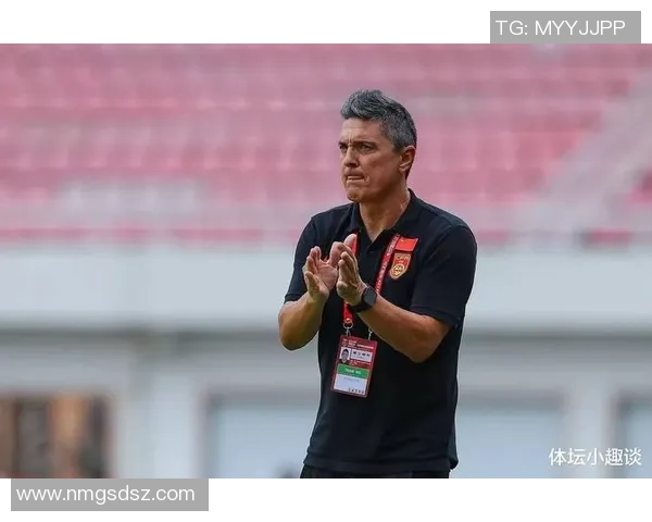 比克斯塔夫：坎宁安是极少数能在攻防都以超巨级别影响比赛的球员