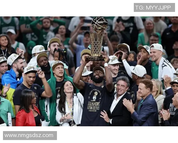 波神+霍福德！昔日凯尔特人夺冠内线组合在金州重聚