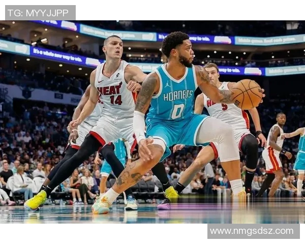 [2025年11月30日] NBA常规赛前瞻：活塞客场挑战热火，谁能更胜一筹？